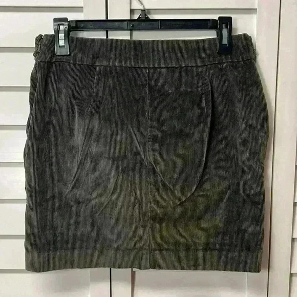 Banana Republic Corduroy Stretch Mini Skirt Size 2 Gray - Picture 4 of 6